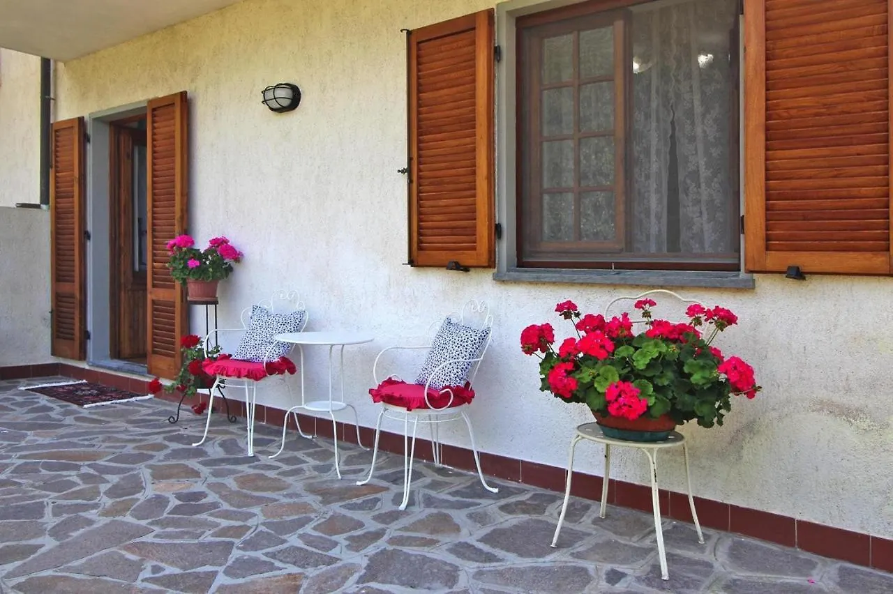 Beautiful Holiday Home Casa Vado With Above Ground Pool In Camaiore