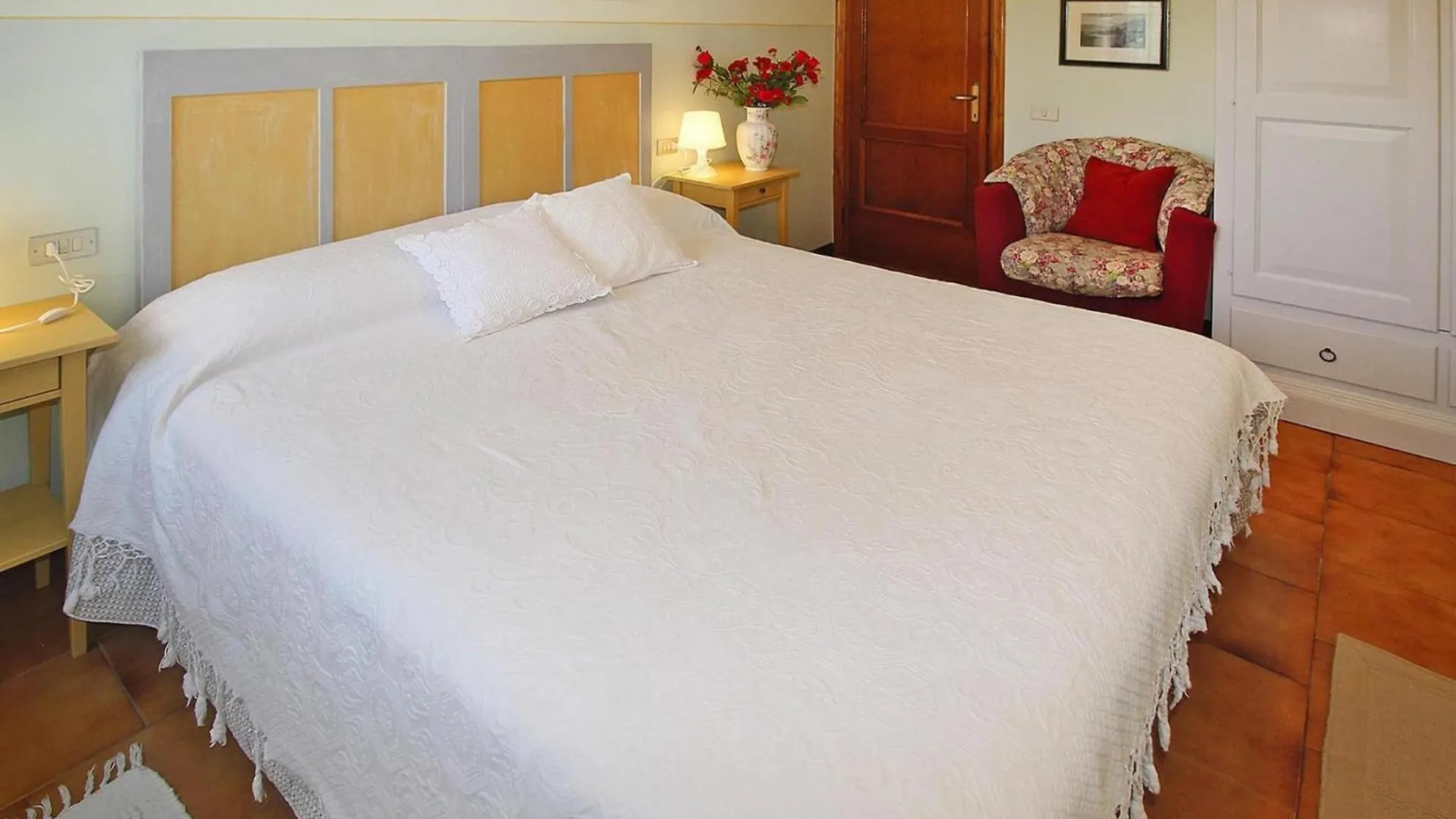 Beautiful Holiday Home Casa Vado With Above Ground Pool In Camaiore Italia