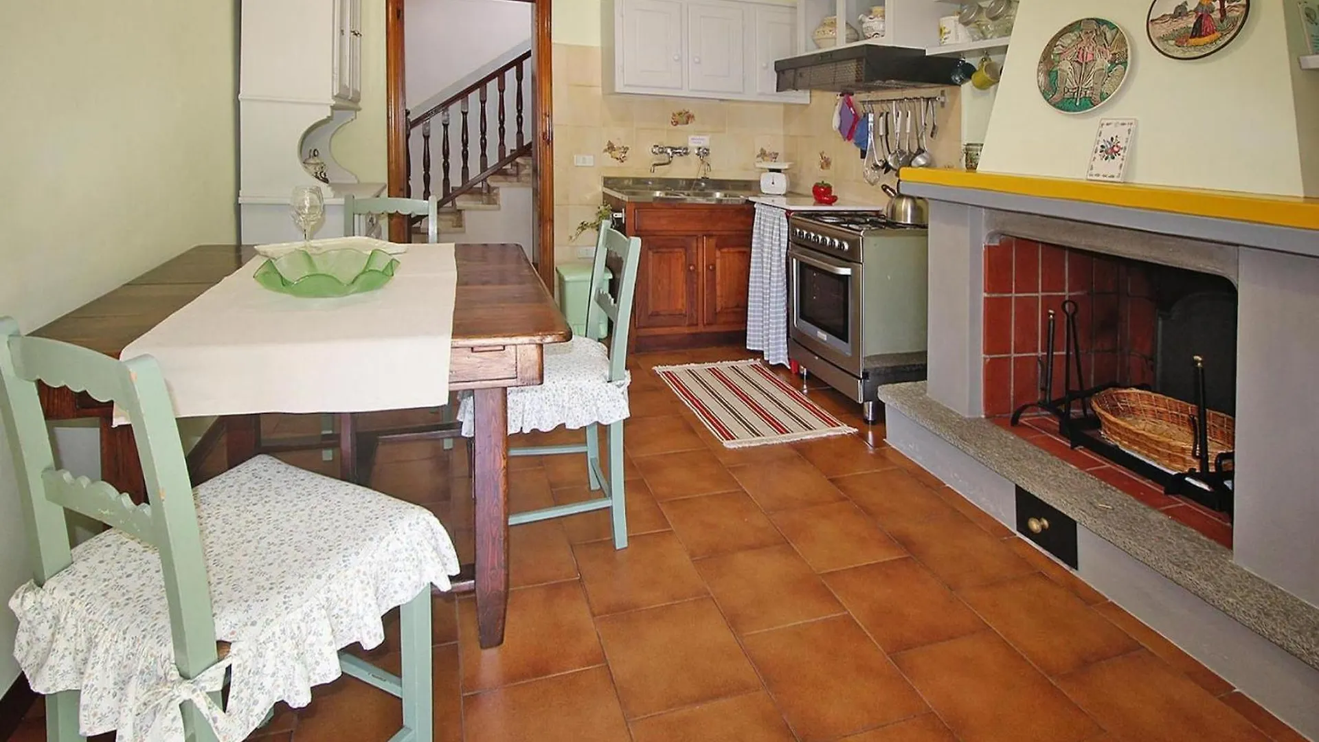 Beautiful Holiday Home Casa Vado With Above Ground Pool In Camaiore 0*,